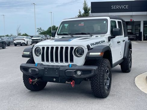 Used 2023 Jeep Wrangler Unlimited Rubicon 4xe AWD/4WD image 3