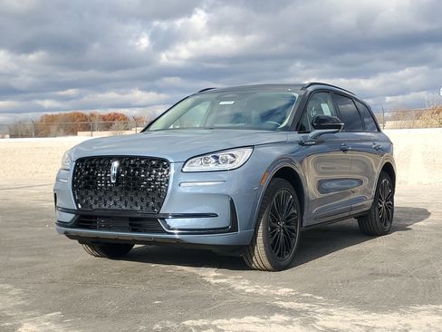 New 2026 Lincoln Corsair Reserve w/ Jet Appearance Package image 2