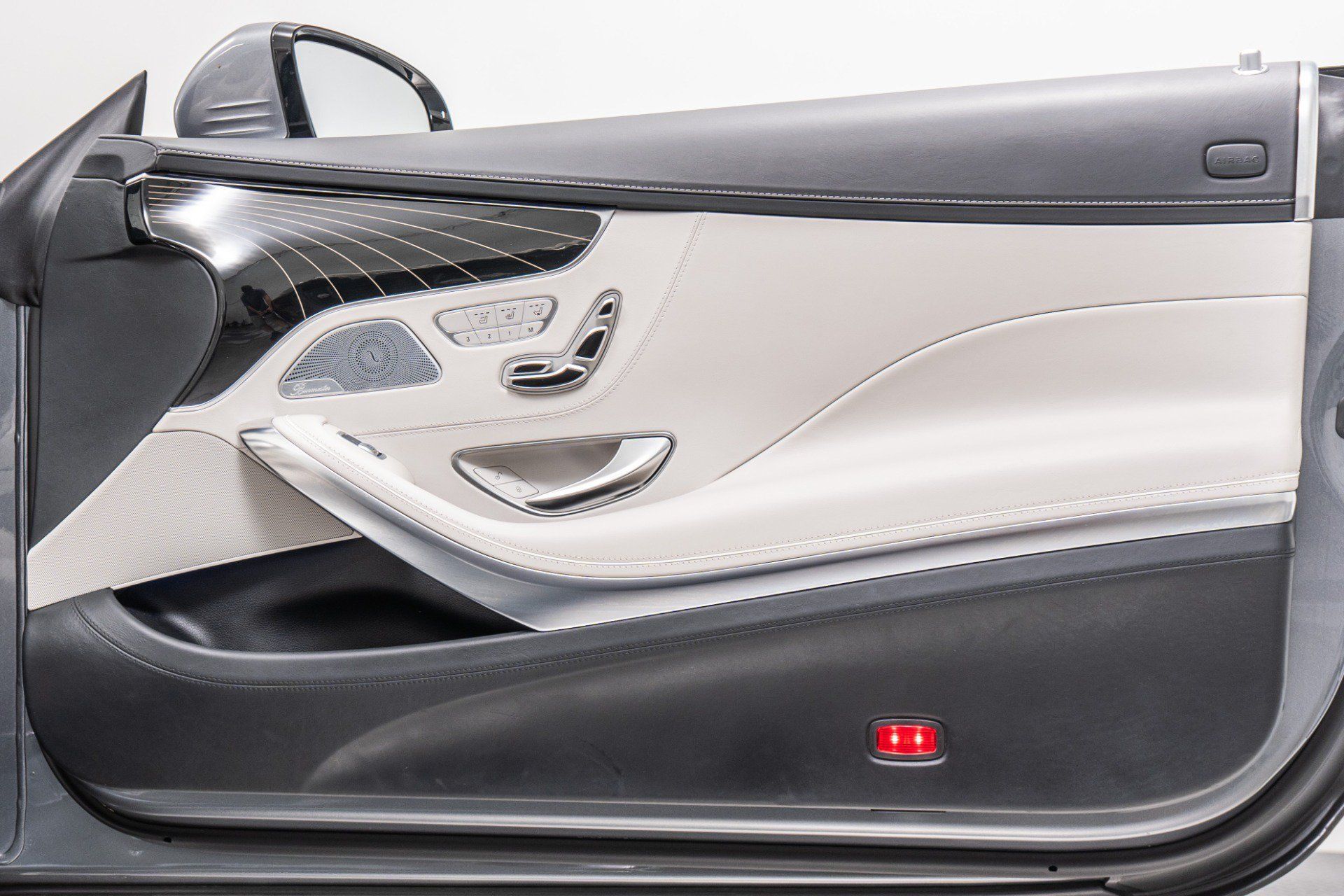 Used 2017 Mercedes-Benz S 63 AMG 4MATIC Cabriolet image 41
