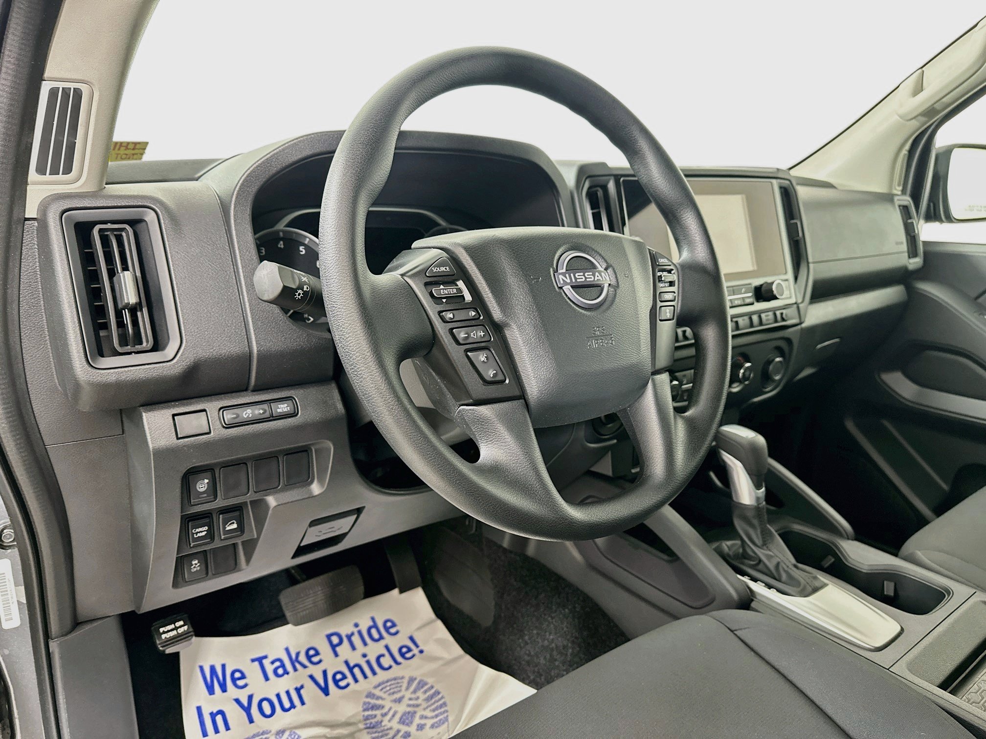 Used 2026 Nissan Frontier S AWD/4WD image 9