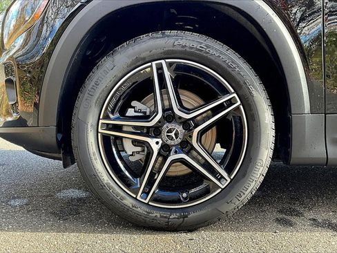 New 2026 Mercedes-Benz GLB 250 4MATIC image 12