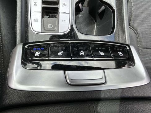 Used 2024 Hyundai Santa Cruz Limited image 17