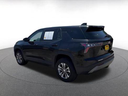 Used 2025 Chevrolet Equinox LT FWD image 11