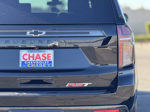 Certified 2021 Chevrolet Suburban RST w/ Rear Media and Nav Package image 7