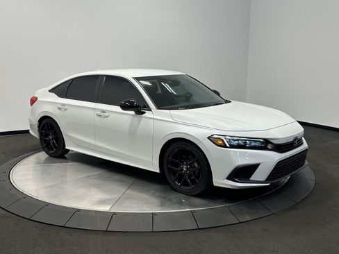Certified 2023 Honda Civic Sport image 2