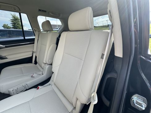 Used 2023 Lexus GX 460 Premium AWD/4WD image 33