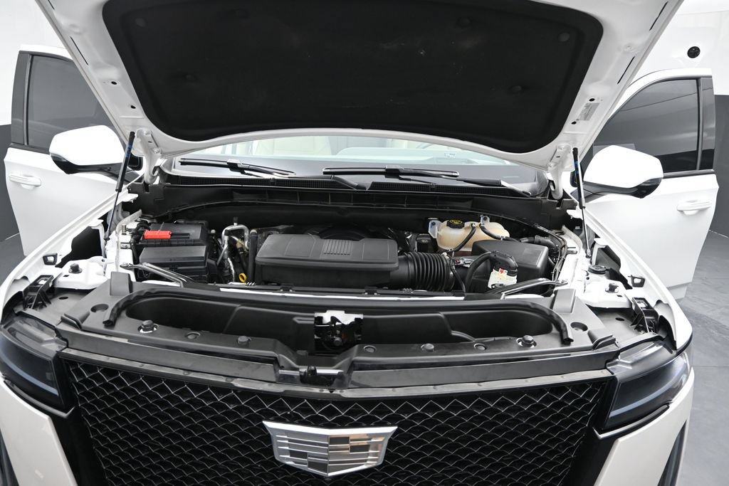 Certified 2024 Cadillac Escalade ESV Sport Platinum w/ LPO, ONYX Package AWD/4WD image 17
