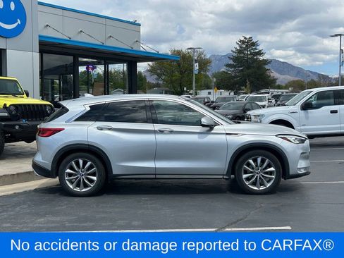 Used 2019 INFINITI QX50 Luxe AWD/4WD image 2