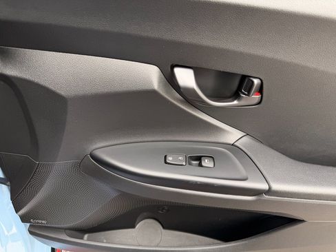 Used 2020 Hyundai Veloster N image 24