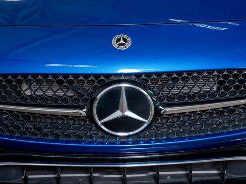 Used 2024 Mercedes-Benz CLE 300 4MATIC Coupe image 16