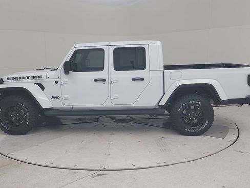 New 2025 Jeep Gladiator Sport image 10