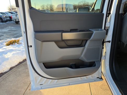 New 2025 Ford F150 XL w/ Equipment Group 103A High image 31