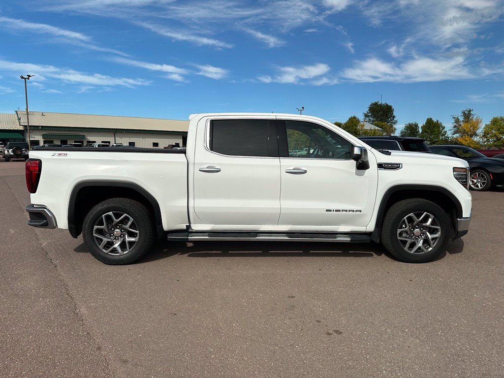 Used 2023 GMC Sierra 1500 SLT w/ SLT Premium Package AWD/4WD image 33