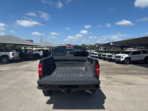 Used 2018 GMC Sierra 2500 Denali w/ Duramax Plus Package AWD/4WD image 7