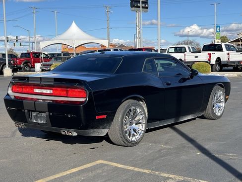 Used 2013 Dodge Challenger R/T image 7