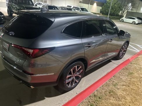 Used 2024 Acura MDX SH-AWD w/ Technology Package image 3