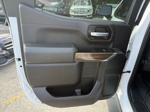 Used 2019 Chevrolet Silverado 1500 LT Trail Boss image 16