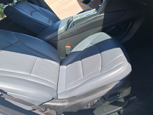 Certified 2024 Buick Enclave Premium image 38