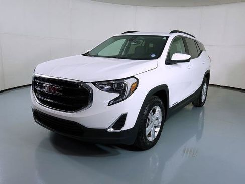 Used 2021 GMC Terrain SLE w/ Driver Convenience Package AWD/4WD image 4