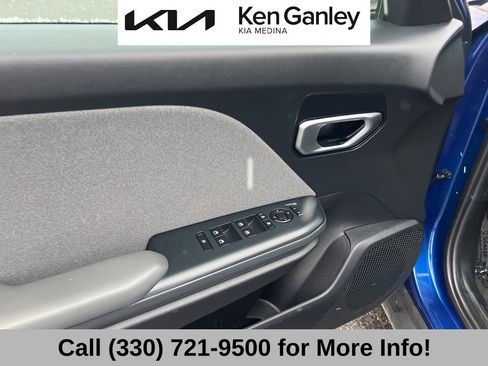 Certified 2025 Kia K4 EX image 27