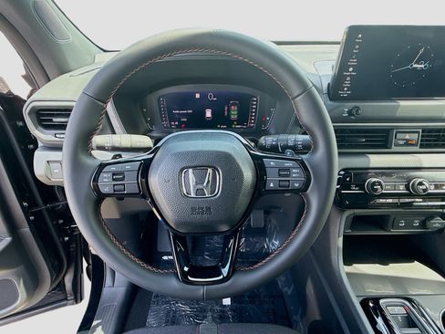 New 2026 Honda Pilot Sport image 10