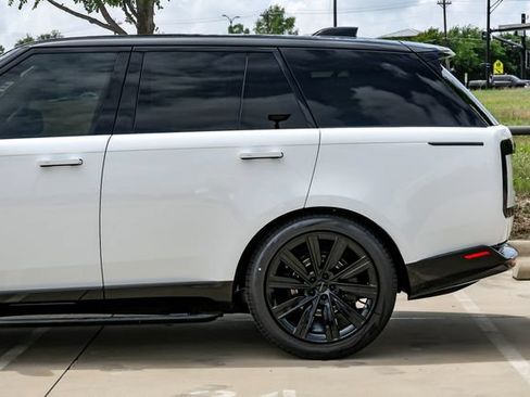 New 2026 Land Rover Range Rover SE AWD/4WD image 15