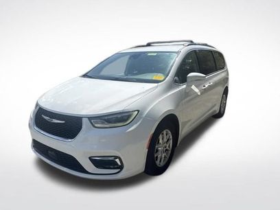 Used 2022 Chrysler Pacifica Touring-L
