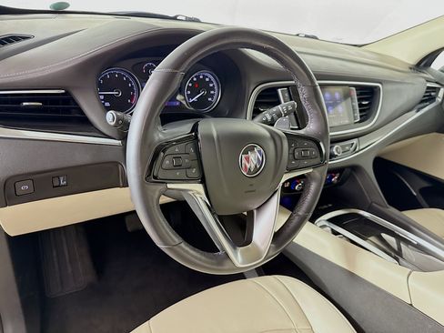 Used 2023 Buick Enclave Essence FWD image 8