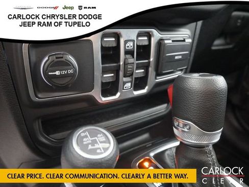 Used 2025 Jeep Wrangler Sahara w/ Safety Group AWD/4WD image 21