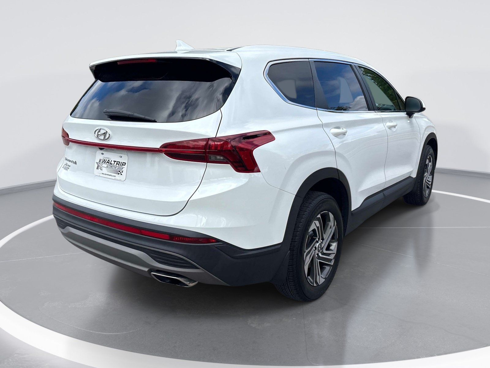 Used 2022 Hyundai Santa Fe SE FWD image 8