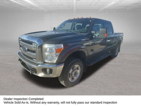 Used 2015 Ford F250 XLT w/ Snow Plow Prep Package image 3