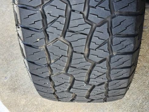 Used 2024 Ford Expedition XLT RWD image 11
