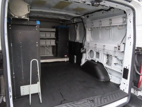 Used 2015 Ford Transit 250 130 Low Roof image 14