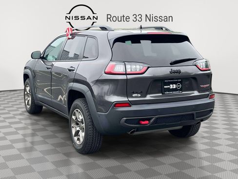 Used 2023 Jeep Cherokee Trailhawk AWD/4WD image 3