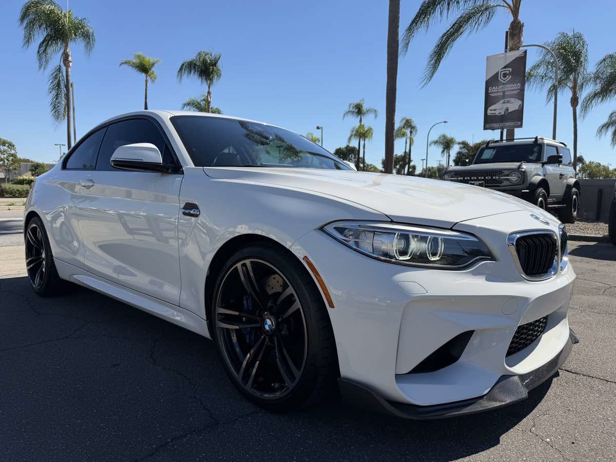 Used 2017 BMW M2 RWD image 9