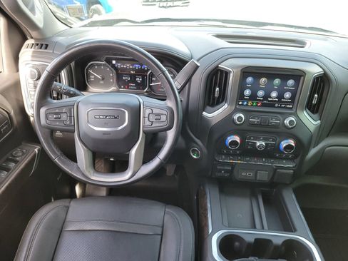 Used 2021 GMC Sierra 1500 Denali w/ Denali Premium Package image 9