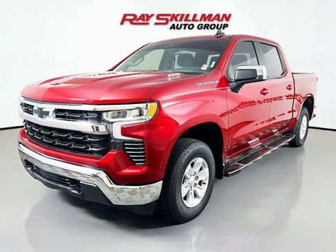 Used 2024 Chevrolet Silverado 1500 LT w/ Protection Package image 3