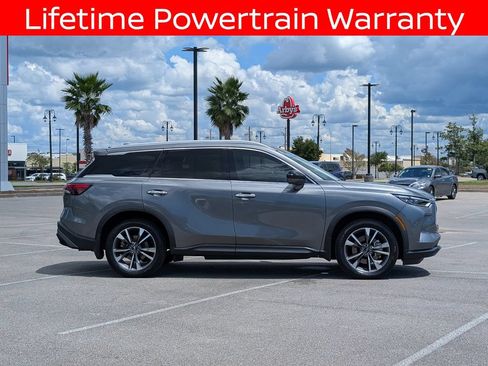 Used 2025 INFINITI QX60 Luxe w/ Vision Package FWD image 8