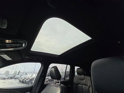 New 2025 Jeep Grand Cherokee Limited image 25