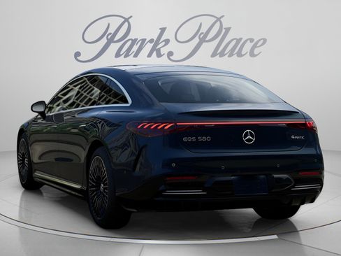 Certified 2023 Mercedes-Benz EQS 580 4MATIC Sedan image 13