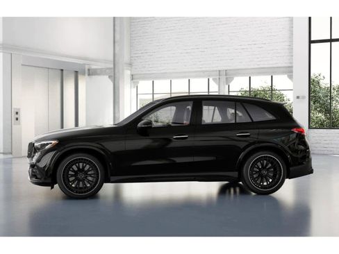 New 2026 Mercedes-Benz GLC 43 AMG 4MATIC image 34