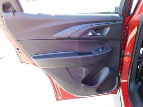 New 2026 Chevrolet TrailBlazer LT w/ Convenience Package image 16