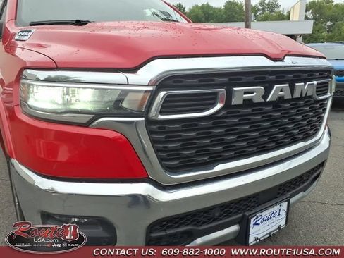 Used 2025 RAM 1500 Big Horn AWD/4WD image 10