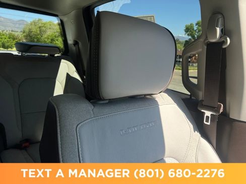 New 2026 RAM 1500 Laramie AWD/4WD image 18