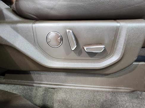 Used 2023 Ford Expedition King Ranch AWD/4WD image 22