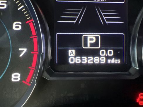 Used 2018 Subaru Forester 2.5i Touring w/ Popular Package #2 image 9