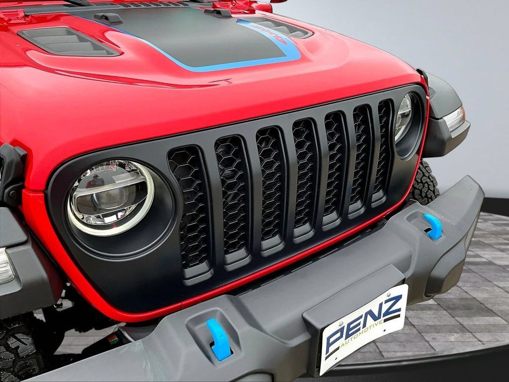 Used 2021 Jeep Wrangler Unlimited Rubicon 4xe w/ Cold Weather Group AWD/4WD image 35