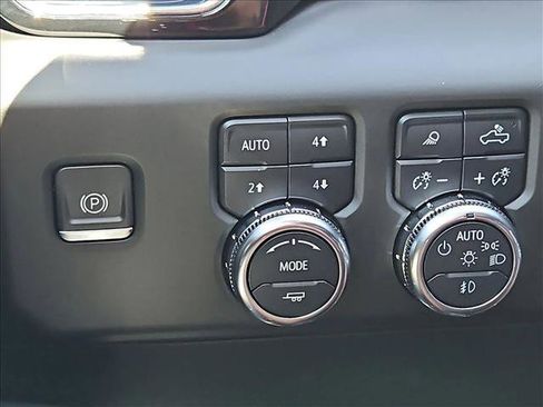 Certified 2024 GMC Sierra 1500 Denali AWD/4WD image 16