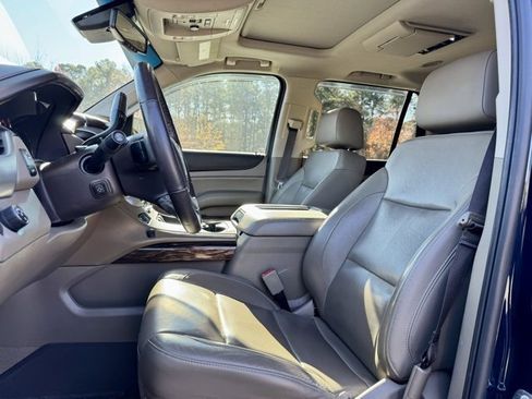 Used 2018 GMC Yukon SLT w/ Premium Edition image 26