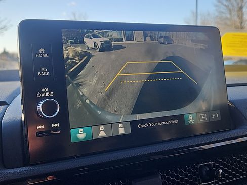 Used 2023 Honda CR-V Sport Touring image 9